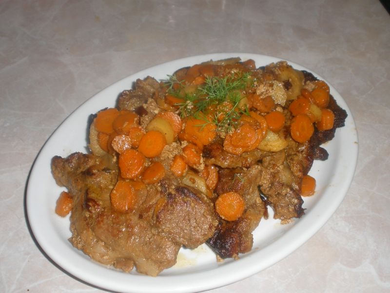 Karkówka w marchewce 