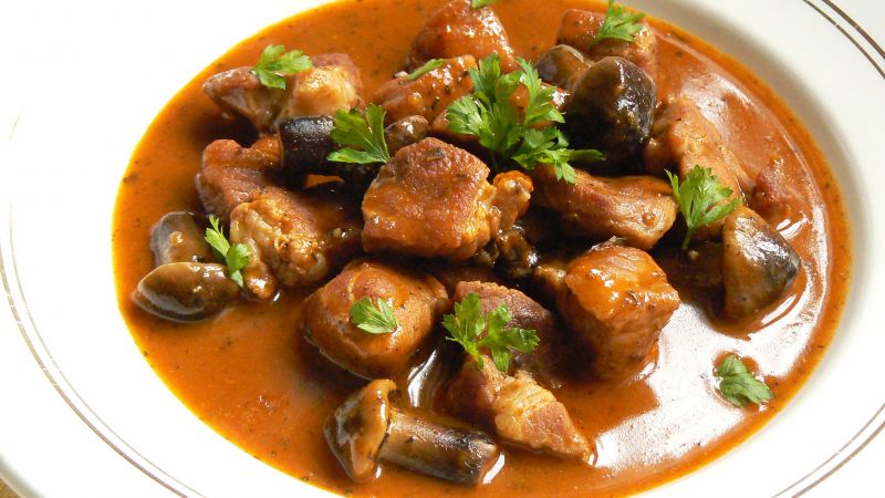 Karkówka z opieńkami