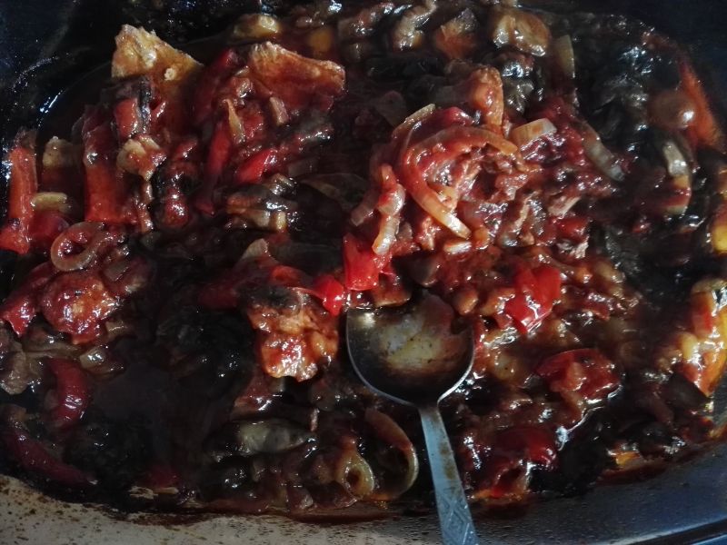 Karkówka z papryką, cebulą i grzybami Karkówka z papryką, cebulą i grzybami