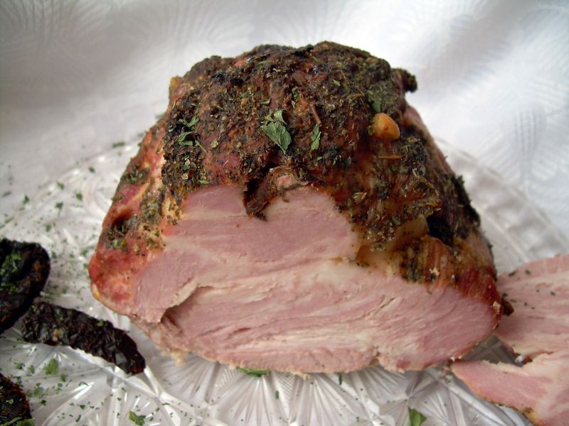 Karkówka z suszonymi pomidorami