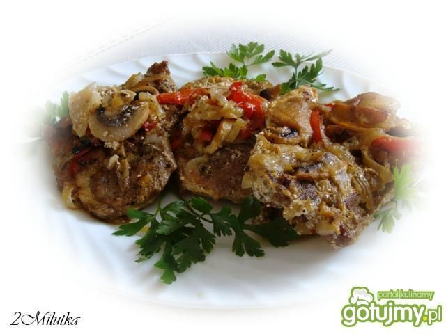 Karkówka zapiekana z warzywami