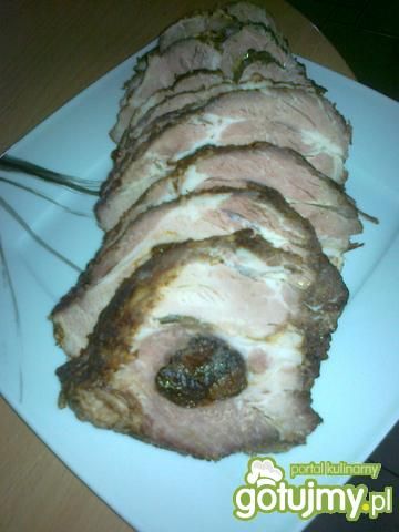 Karkówka ze śliwką kalifornijską