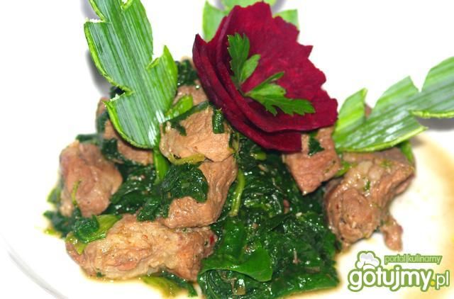Karkówka ze szpinakiem