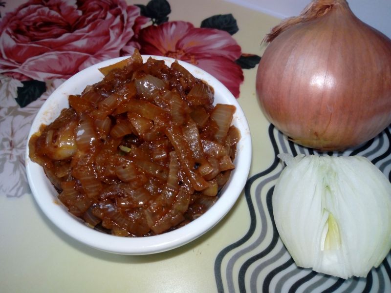 Karmelizowana cebula