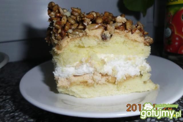 Karmelowiec ze śmietaną i słonecznikiem