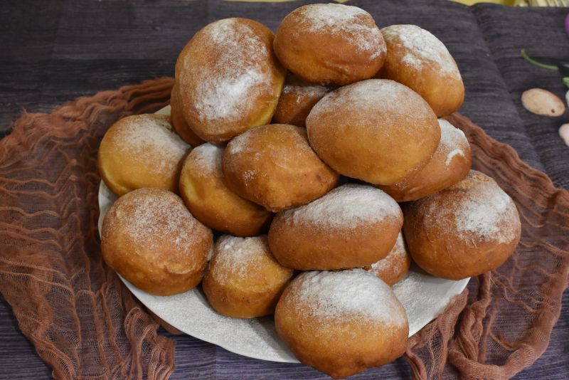 Karnawałowe Pączki Karnawałowe Pączki