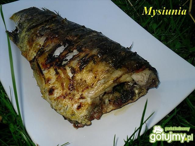 Karp grillowany z dodatkiem koperku