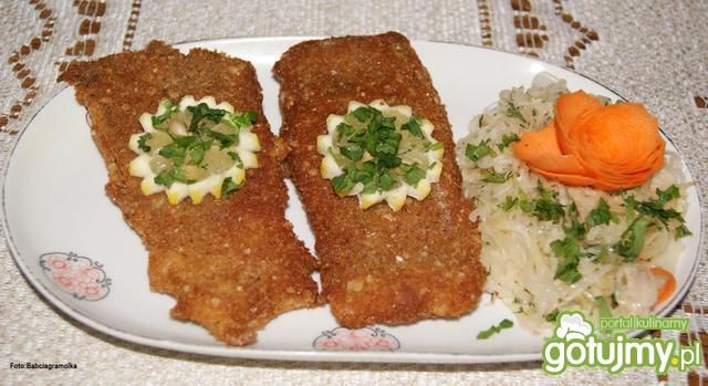 Karp panierowany w krakersach  :