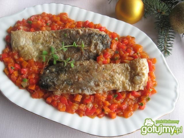 Karp w pikantnym sosie