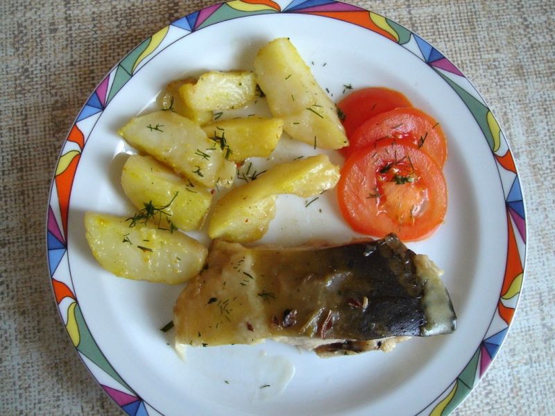 Karp w sosie serowym