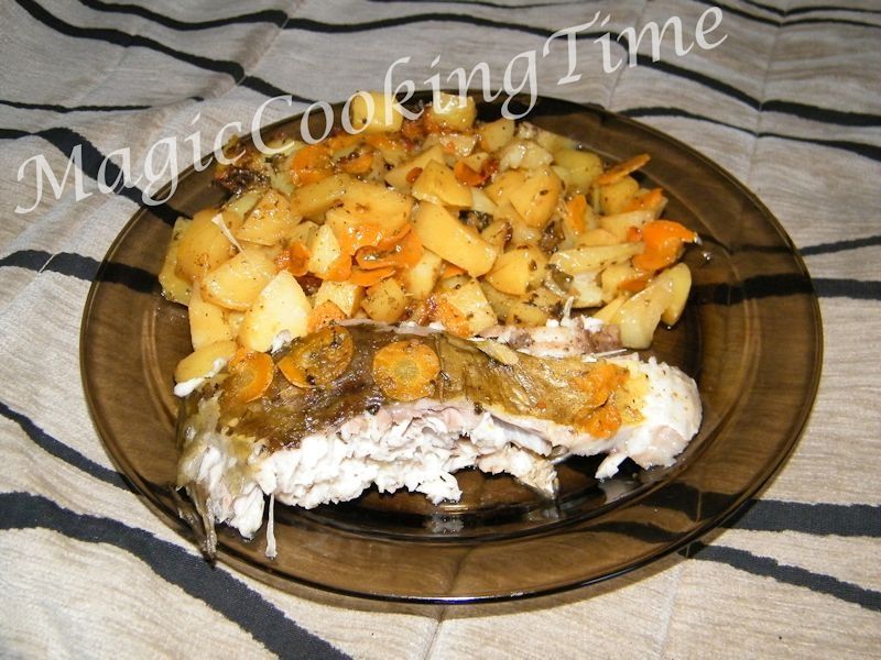 Karp w ziołach z pieczonymi ziemniaczkami