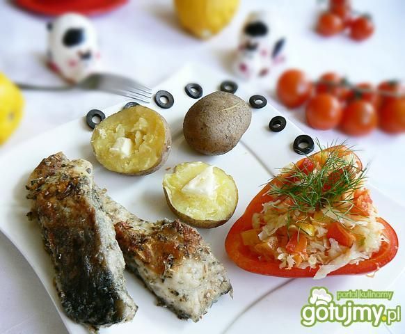 Karp z surówką na obiad