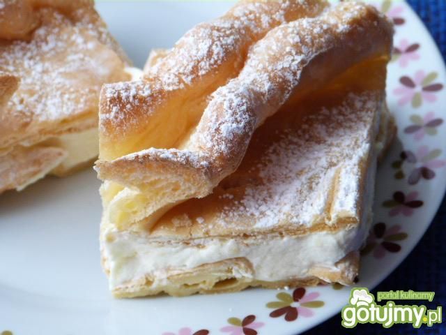 Karpatka z adwokatowym kremem Karpatka z adwokatowym kremem