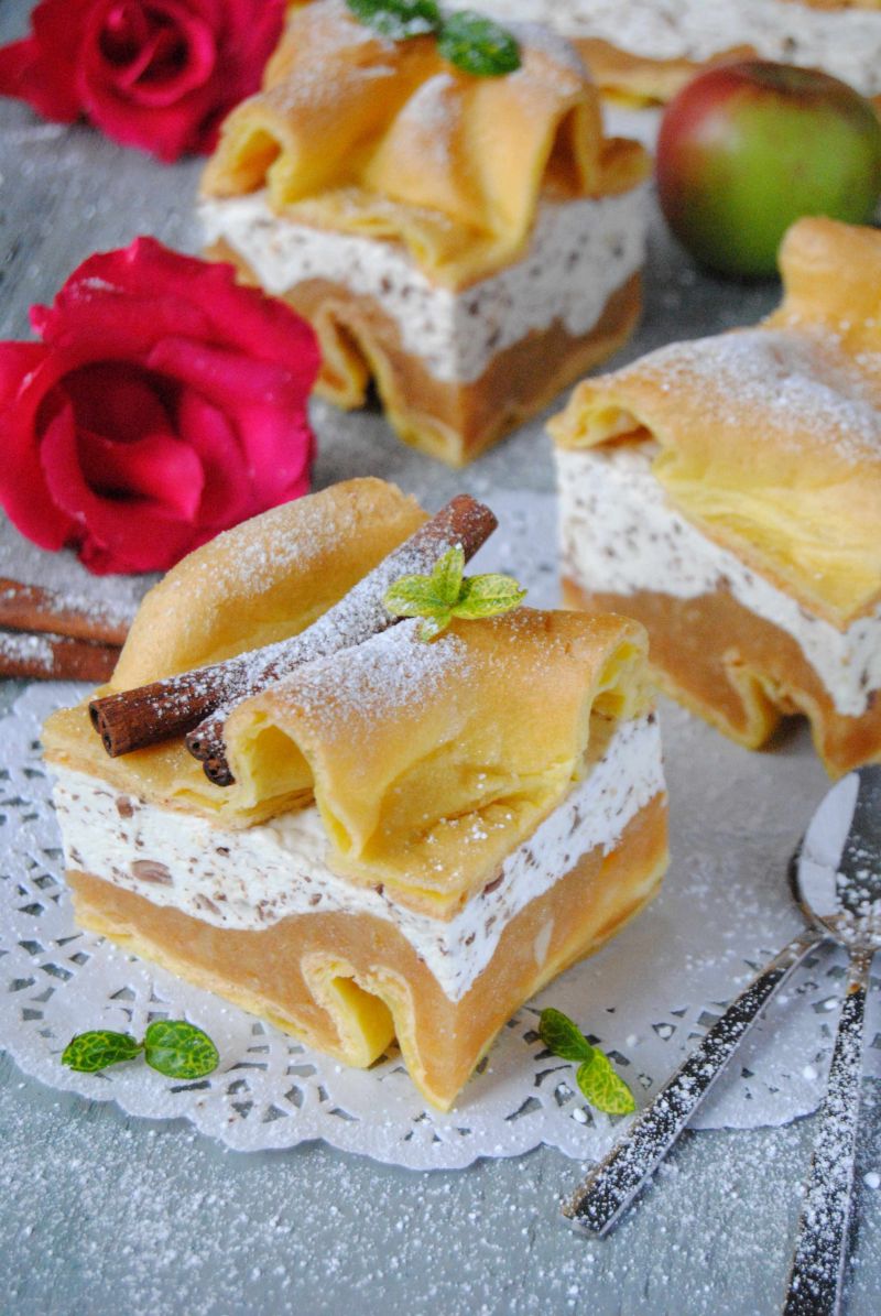 Karpatka z jabłkami