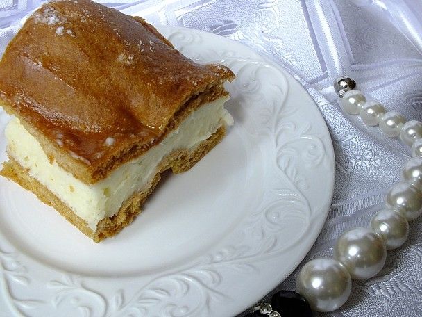 Karpatka z waniliowym kremem Karpatka z waniliowym kremem
