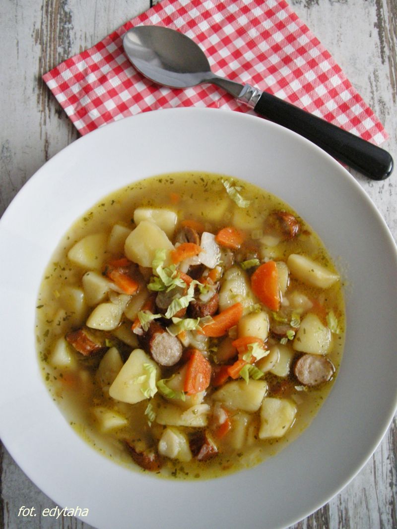 Kartoflanka z kabanosami 