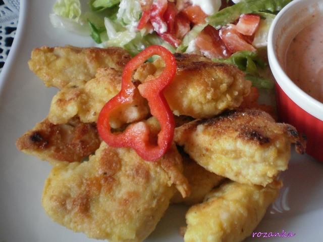 Kąski z kurczaka w lekkiej panierce