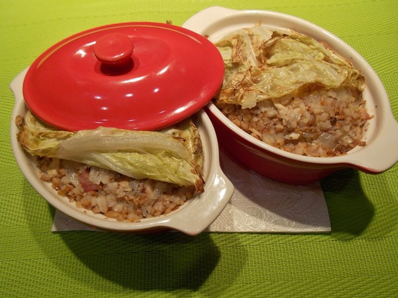 Kasza gryczana z boczkiem i kapustą pekińską