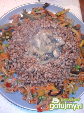 Kasza gryczana z mieszanką chińską