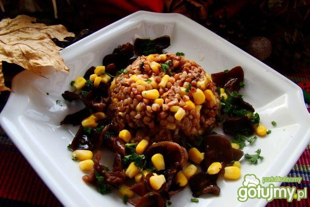 Kasza grzybkami mun i tuńczykiem Kasza grzybkami mun i tuńczykiem