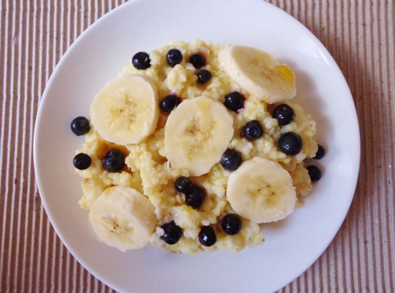 Kasza jaglana z bananami