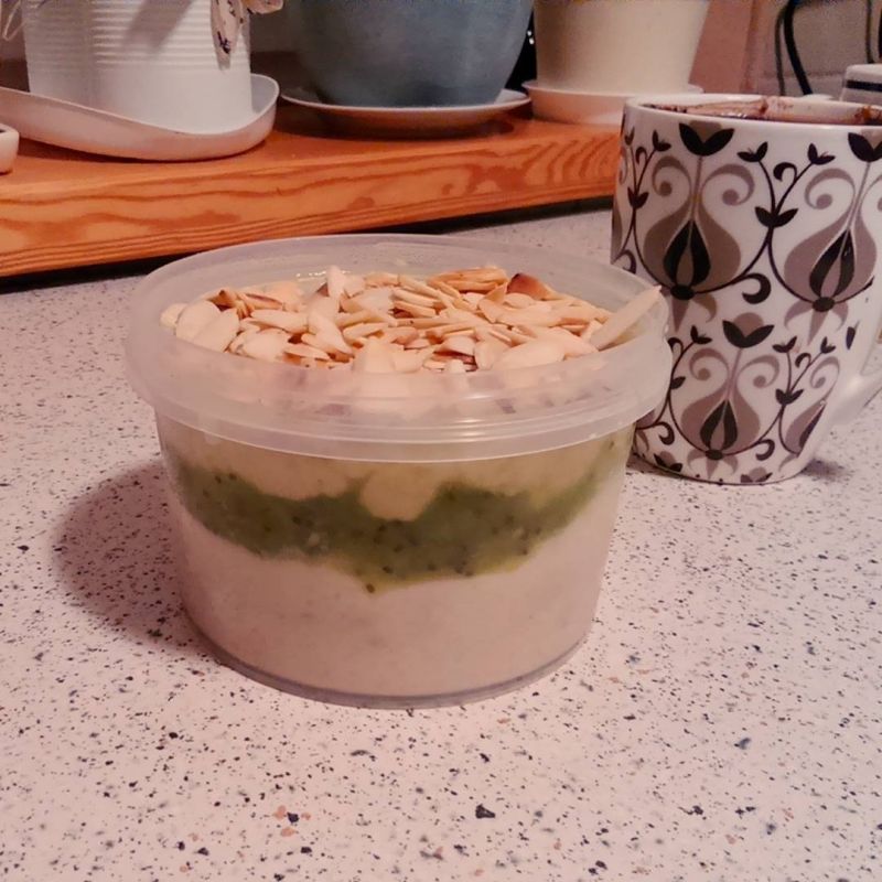 Kasza jaglana z musem z kiwi Kasza jaglana z musem z kiwi