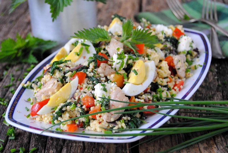 Kasza jaglana z pokrzywą