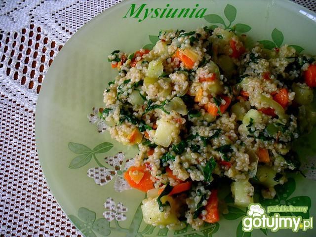 Kasza jęczmienna z warzywami i szpinakie Kasza jęczmienna z warzywami i szpinakie