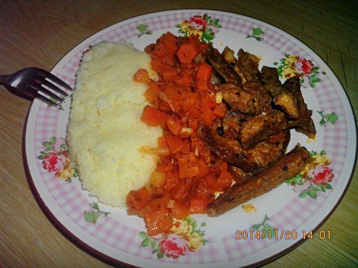 kasza kuskus z boczkiem i warzywami kasza kuskus z boczkiem i warzywami