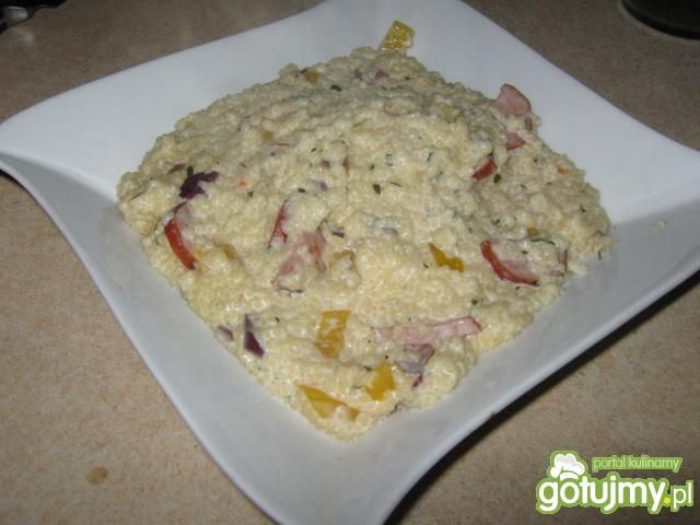 Kasza kuskus z warzywami i kiełbasą Kasza kuskus z warzywami i kiełbasą