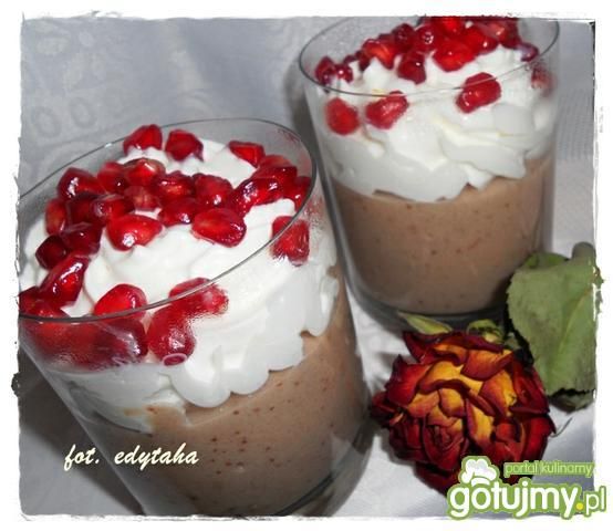 Kasza manna z leśnymi malinami Kasza manna z leśnymi malinami