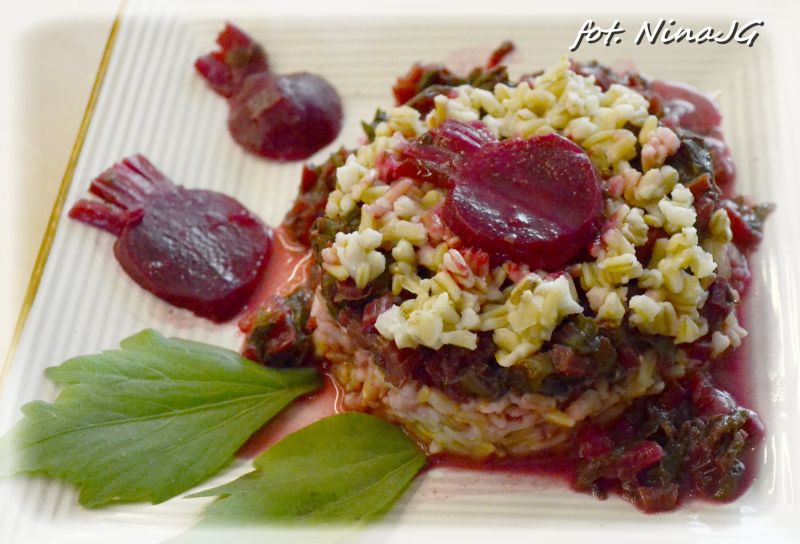 Kasza owsiana  z botwiną na gęsto Kasza owsiana  z botwiną na gęsto