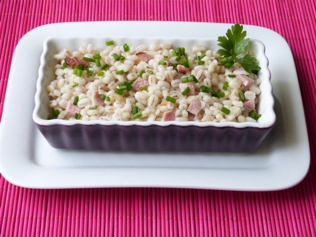 Kasza pęczak z wędzonym boczkiem Kasza pęczak z wędzonym boczkiem