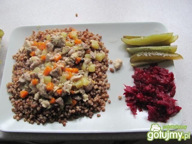 Kasza z gulaszem warzywnym Kasza z gulaszem warzywnym