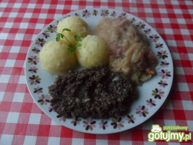 Kaszanka z cebulką i angielskim zielem Kaszanka z cebulką i angielskim zielem