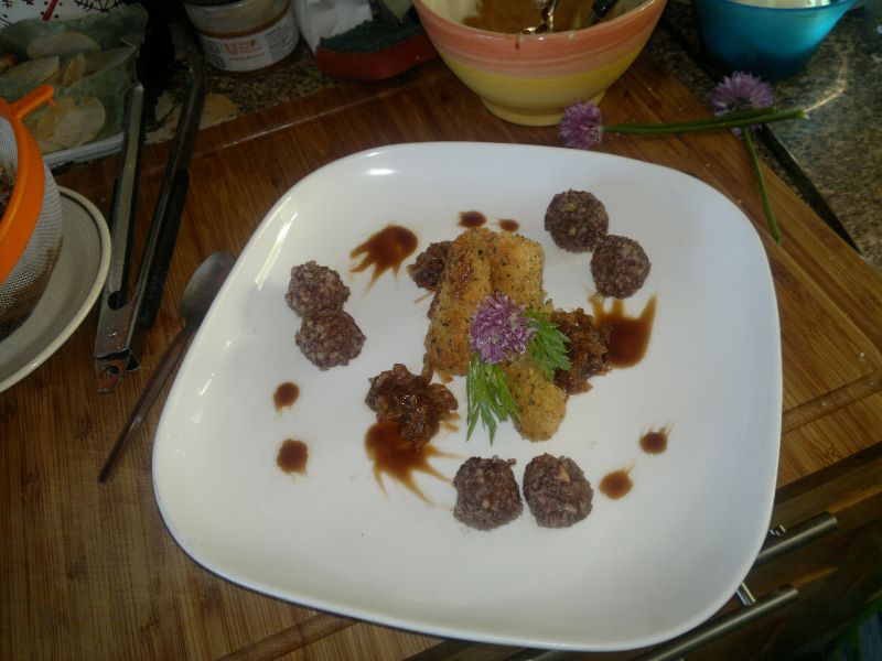 Kaszankowe kulki ze smazonymi ziemniaczkami i dusz Kaszankowe kulki ze smazonymi ziemniaczkami i dusz