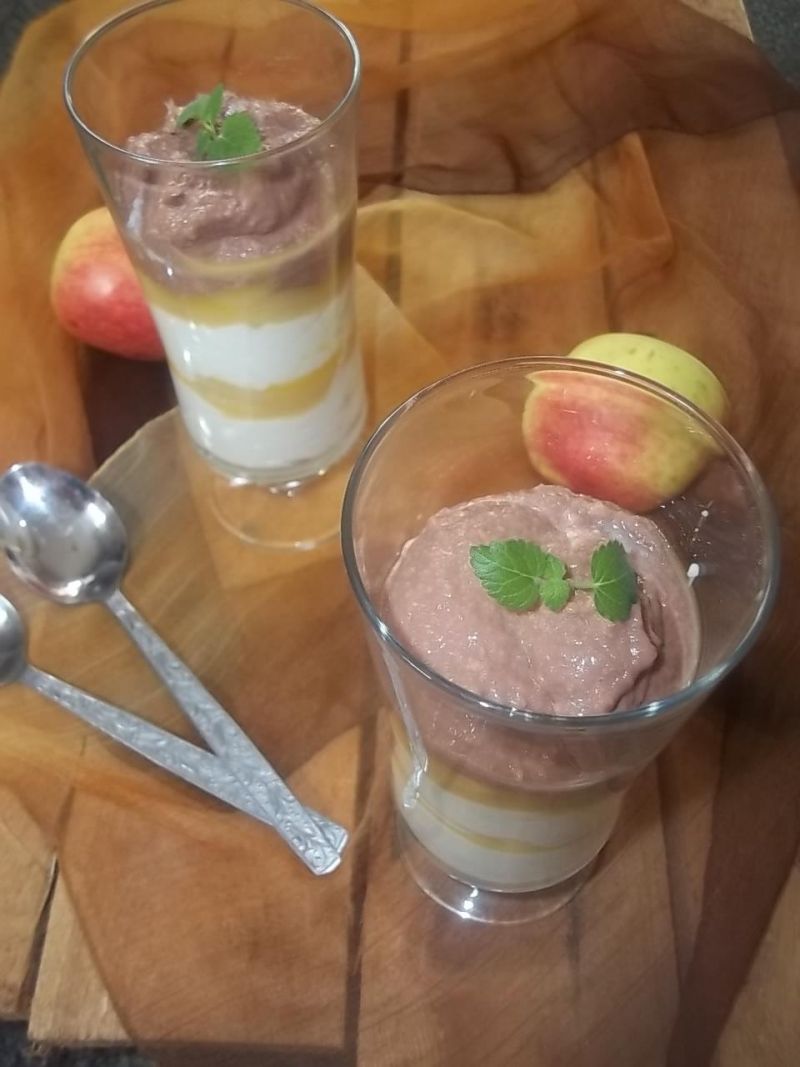 Kaszka manna z jabłkami