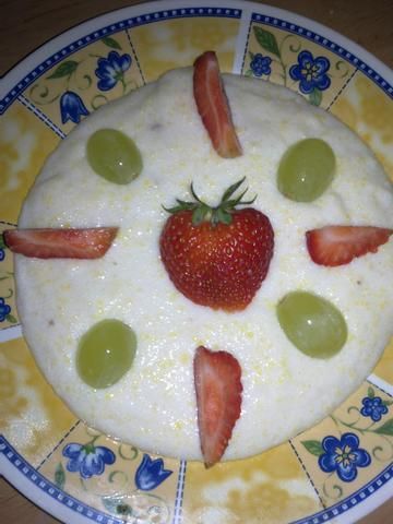 Kaszkowo- jogurtowy deserek z owocami Kaszkowo- jogurtowy deserek z owocami