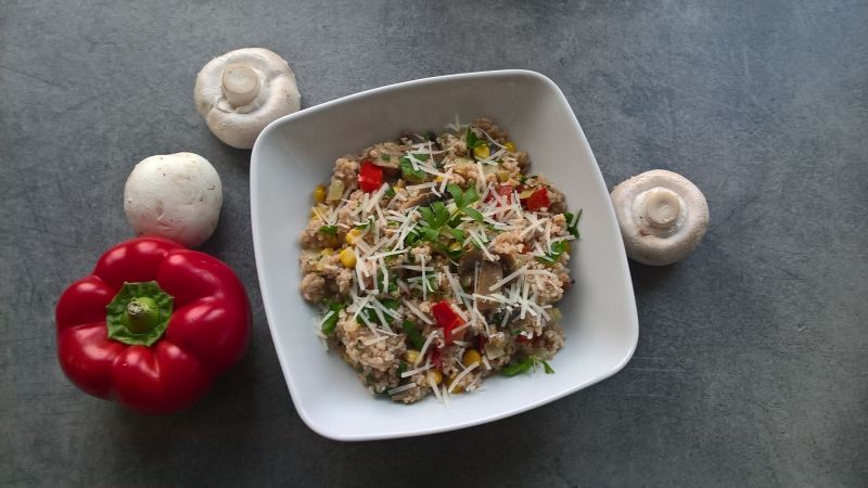 Kaszotto orkiszowe z pieczarkami i kukurydzą