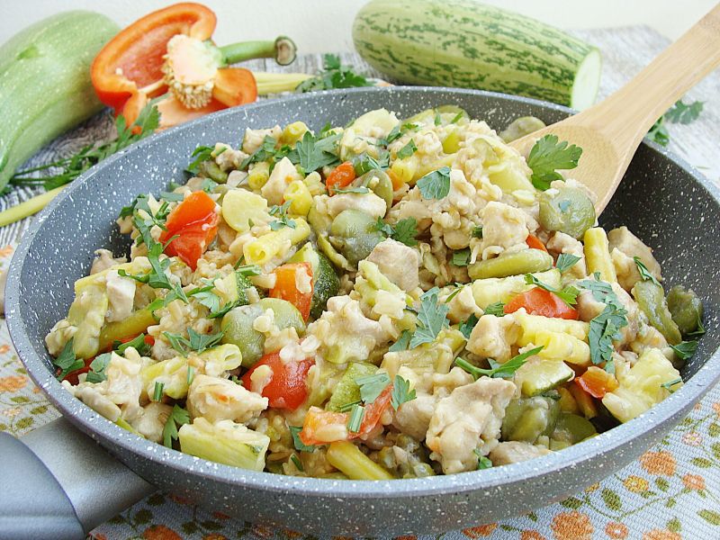 Kaszotto z fasolką szparagową, papryką  i bobem Kaszotto z fasolką szparagową, papryką  i bobem