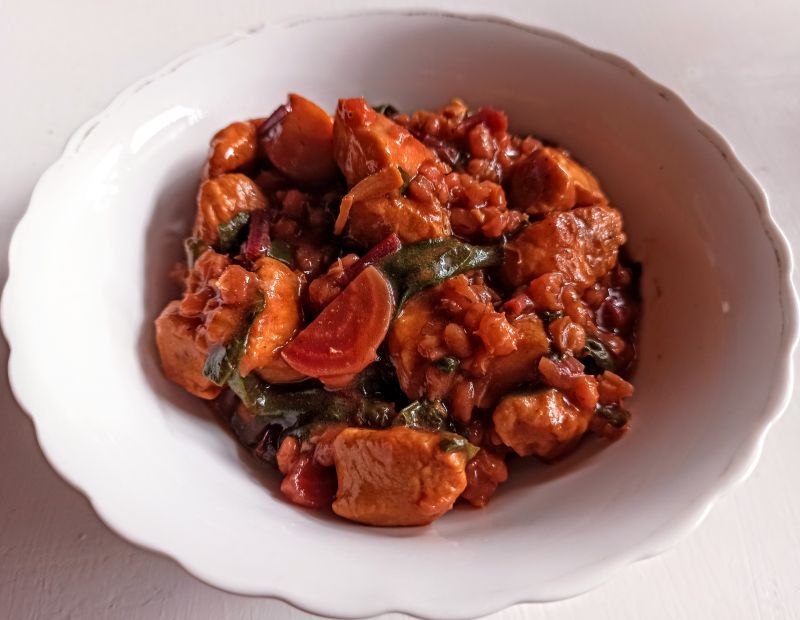 Kaszotto z kurczakiem i botwinką Kaszotto z kurczakiem i botwinką