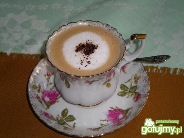 Kawa cappucino amaretto