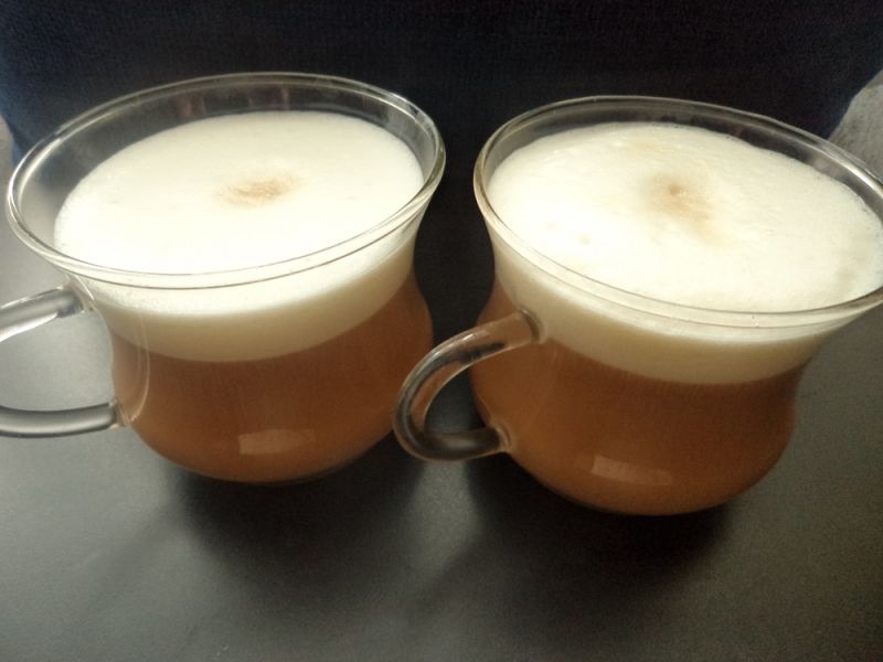 Kawa karmelowa z pianką