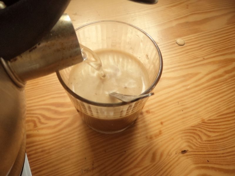 Kawa karmelowa z pianką