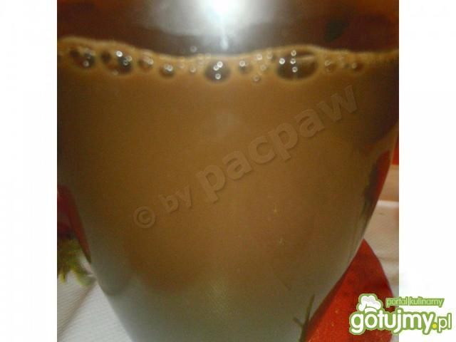 Kawa rozgrzewająca z miodem i rumem  Kawa rozgrzewająca z miodem i rumem