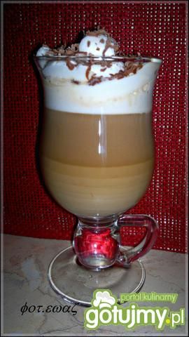 Kawa z bitą śmietaną