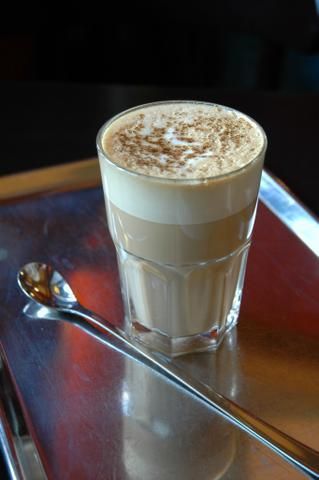 Kawa z miodem i cynamonem Kawa z miodem i cynamonem