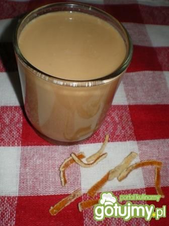 Kawa zimowa z nutą pomarańczy