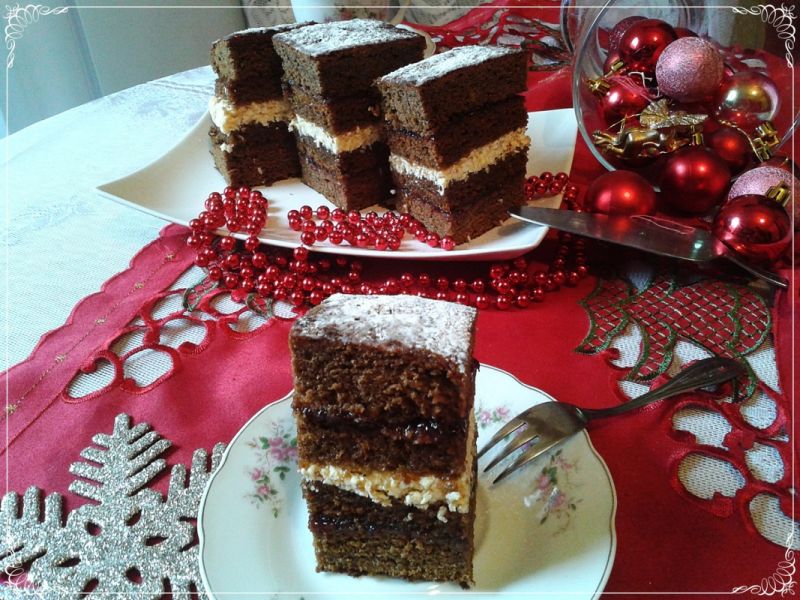 Kawowy piernik przekładany Kawowy piernik przekładany