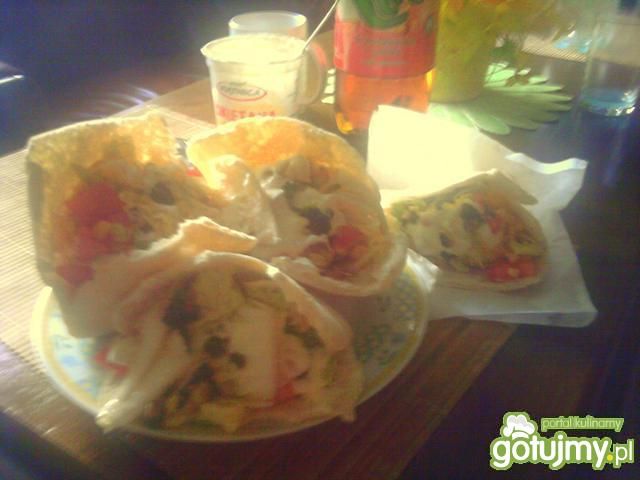 Kebab drobiowy z sosem czosnkowym